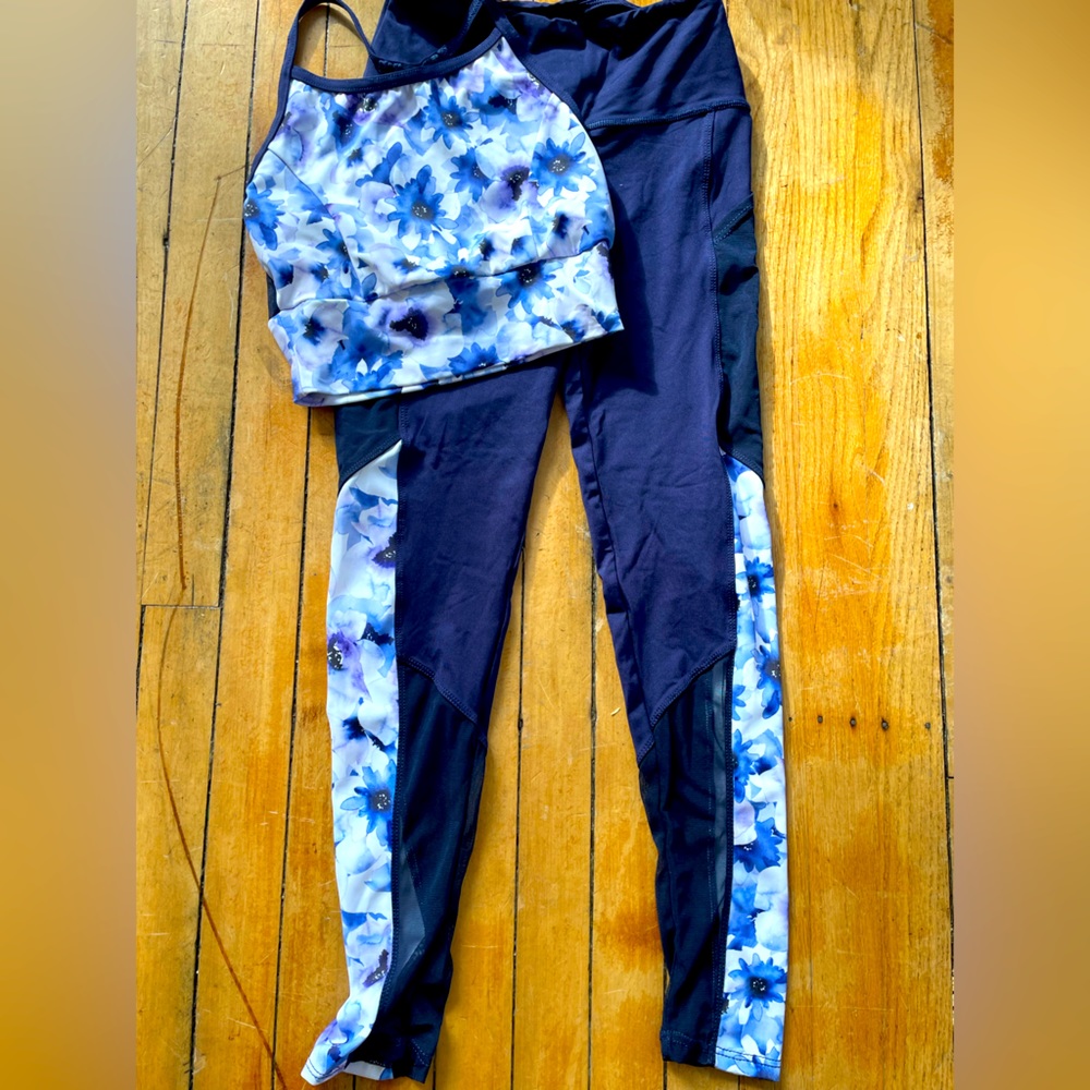 Floral Crop Top and Leggings Set